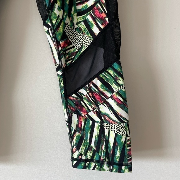 Zella Tropical Print leggings. Size small - Picture 5 of 15